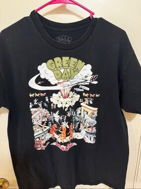 Green Day Graphic Band Tee in Black Size M